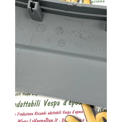 Guardabarros trasero gris claro original PIAGGIO para VESPA 125 150 200 PX PE SERIE ARCOBALENO ro 219110