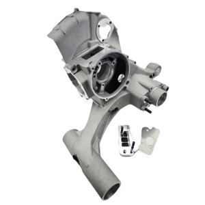 Cárter completo del motor PINASCO SMART VESPA 200 PX PE con admisión por láminas, diseñado para adaptarse a carburadores SI de hasta 28 mm de diámetro.
