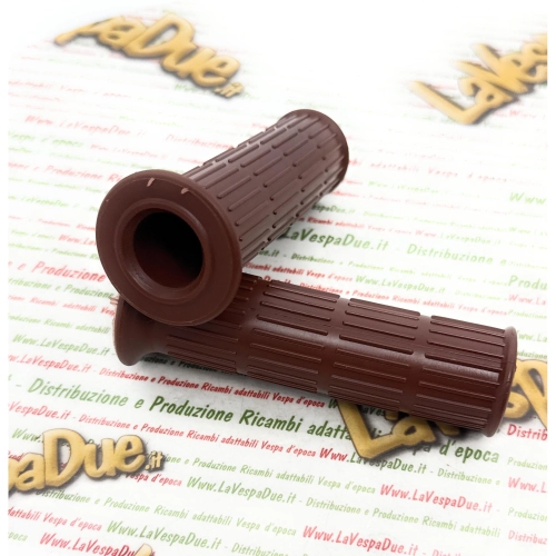 Pair of grips for VESPA 50 90 125 SPECIAL PRIMAVERA ET3 in brown color up to 1978 ro 141924