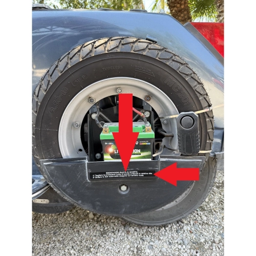 Schutzplatte für Reserveradabdeckung für VESPA PX PE COSA 1 und 2, PVC-Basis, schwarz-weiße Beschriftung, Demontageanleitung