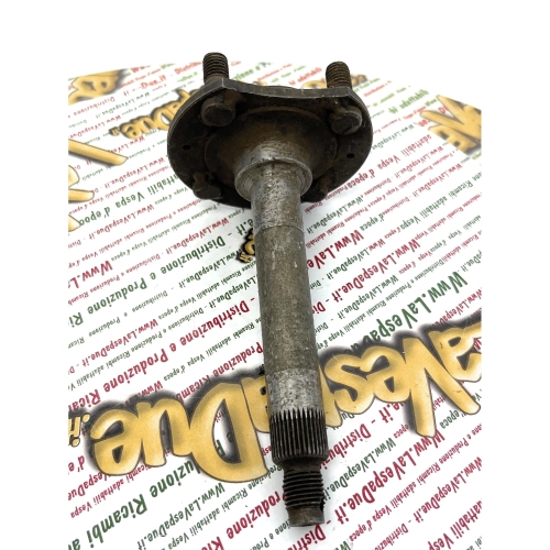 Eje con brida de fijación de rueda trasera para APE AC3T AC4T >71664 AD1T >9804 PENTARO APA1T APB1T APC1T >1012 NOS (Stock de almacén)