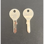 Chiave vergine NEIMAN per VESPA dal 1960 in poi serratura bauletto bloccasterzo e sella r.o. 022770 080125 sbozzato chiave APE LAMBRETTA PIAGGIO CIAO BRAVO SI BOXER