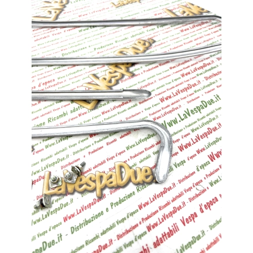 Ensemble de baguettes en aluminium pour garde-boue et capot VESPA 150 GL VLA1T avec vis, produit italien ro 094784 610098M