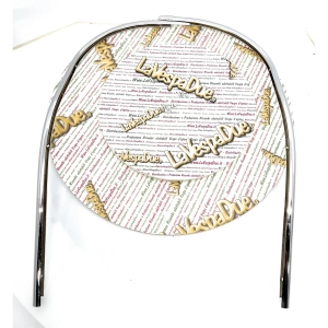 Bordure de protection chromée en deux parties pour Vespa 160 GS VSB1T, adaptable au bord tubulaire ULMA type 207, avec vis de fixation latérales droite et gauche.