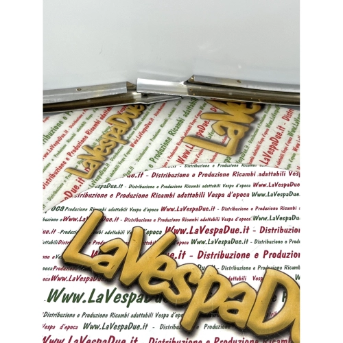 2-piece chromed steel shield edge for VESPA 125 VNA1T VNA2T VNB1T VNB2T 150 VBA1T VBB1T VBB2T GL VLA1T tubular with screws right and left side stock bottom
