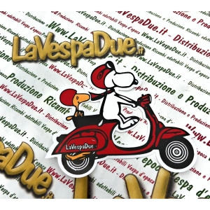 SNOOPY- und WOODSTOCK-Werbeaufkleber in einer VESPA, die nach rechts für VESPA APE LAMBRETTA Ape Vespa Vintage sucht.