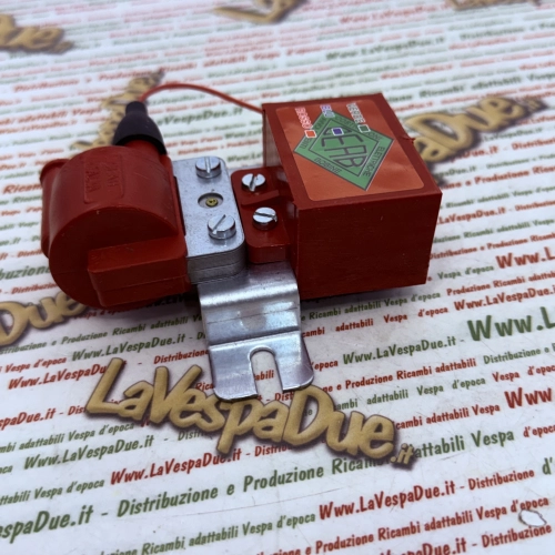 Unidad de control electrónico para fijación del chasis de la VESPA RALLY 200. Encendido ro 124697.