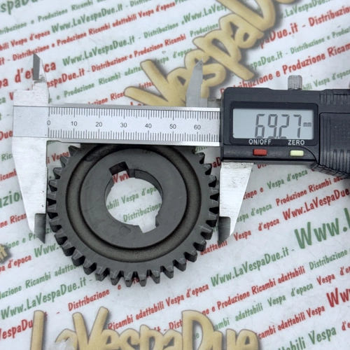 Z Gear 37 straight teeth Toothed Wheel for Variator Wheel Shaft for PIAGGIO 50 SI with variator BRAVO PV FL FL2 BOSS ro 178697