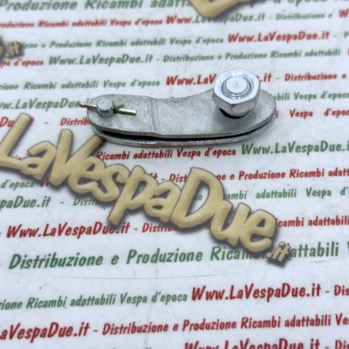 Kit de fixation pour câble de frein arrière (PE) vers pédale, complet en métal galvanisé, pour VESPA 125 VNB VNC1 VNL2 VNL3 150 GL VGLB VBA VBB VBC GS VS VLB 160 GS 180 SS 200 RALLY PX PE, référence 094779 154738.