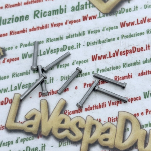 Stahlniete 2,4x18,4 für Motorgetriebeverbindung für VESPA 125 150 VNA VNB VNC GL VBA VBB VBC VLB SPRINT APE AC PENTARò