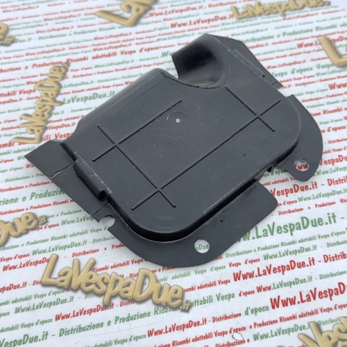 Tapa del marco para el depósito de combustible debajo del depósito para VESPA PX PE 80 125 150 180 200 V8X1T VNX VLX VSX1