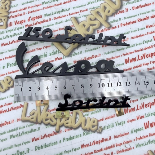 Satz mit 3 nachtblauen Schriftzugplatten für VESPA 150 SPRINT VLB1T aus eloxiertem Aluminium, vorne und hinten, italienisches Produkt