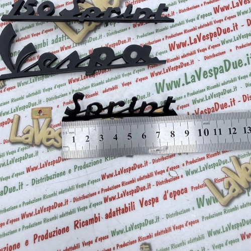 Satz mit 3 nachtblauen Schriftzugplatten für VESPA 150 SPRINT VLB1T aus eloxiertem Aluminium, vorne und hinten, italienisches Produkt