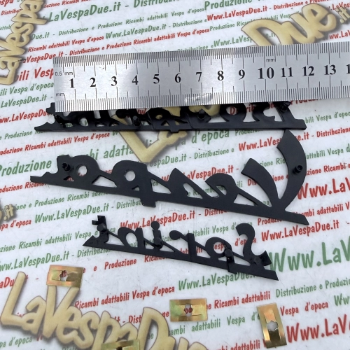 Satz mit 3 nachtblauen Schriftzugplatten für VESPA 150 SPRINT VLB1T aus eloxiertem Aluminium, vorne und hinten, italienisches Produkt