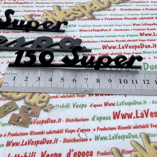 Satz mit 3 nachtblauen Schriftzugplatten für VESPA 150 SUPER VBC1T aus eloxiertem Aluminium, vorne und hinten, italienisches Produkt