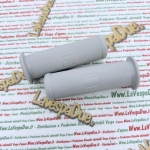 Paar graue, gepunktete Griffe, Durchmesser 24 mm, für VESPA 50 NL 90 SS 125 VNB1T VNB2T VNA1T VNA2T VMA1T 150 VL3T ro 028151