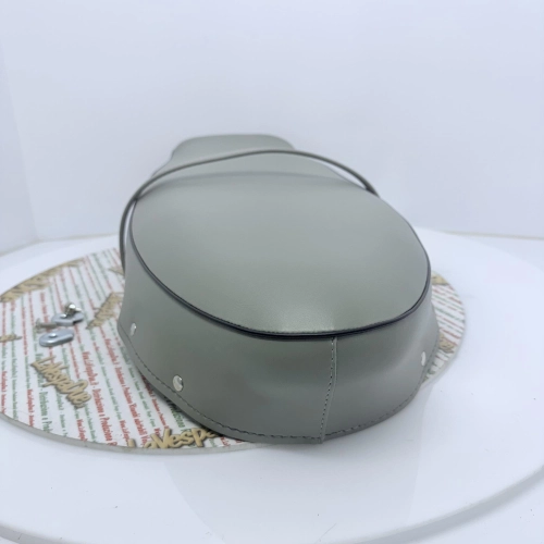 Cubierta superior y asa. Funda de asiento completa gris claro para VESPA 160 GS VSB1 primera serie.