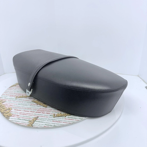 Funda de asiento azul oscuro sin cuadros, tipo rígido con protección interna de goma para VESPA PX PE 125 150 200 primera serie.