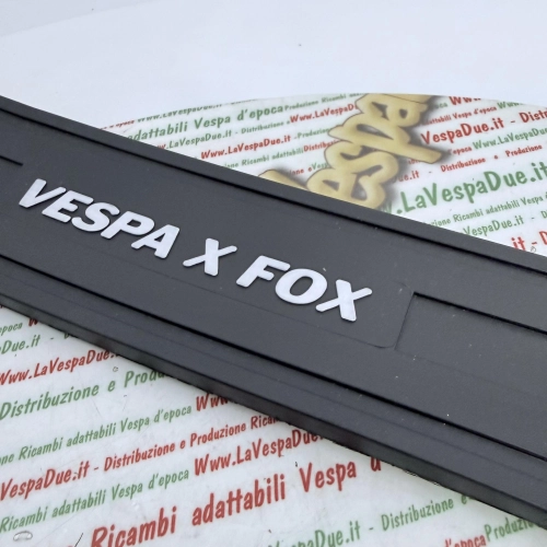 Satz schwarzer Gummistoßstangenleisten von X FOX UTAH für VESPA PK 50 125 Stoßstangenschutz, Kotflügel und Motorhaube, Karosserieleisten