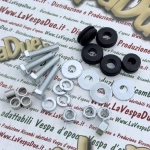 Kit completo de tornillos, tuercas, arandelas, 4 gomas y 4 espaciadores para la fijación del guardabarros trasero de PIAGGIO 50 CIAO ro 174968 174969