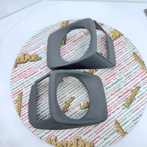 Pair of headlight seat masks right and left headlight holder APE 220 MP P 501 P 601 400 CLASSIC ro 119692 1821535 155213 182153 616901 119725 1821525 155212 182152 616900 kit set