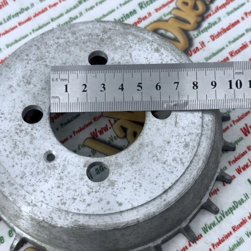 Tamburo anteriore in alluminio per VESPA 150 VB1T VL3T VBA VBB cerchio 8" r.o. 023208 105852 002002